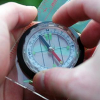 Kompas Met Vergrootglas